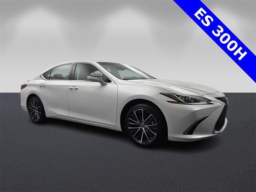 2025 Lexus ES 300h Base