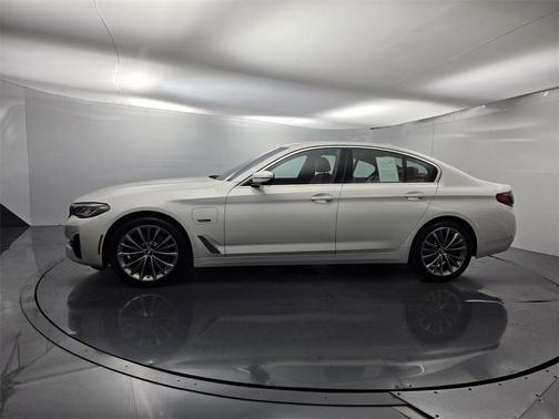 2023 BMW 530e 530e