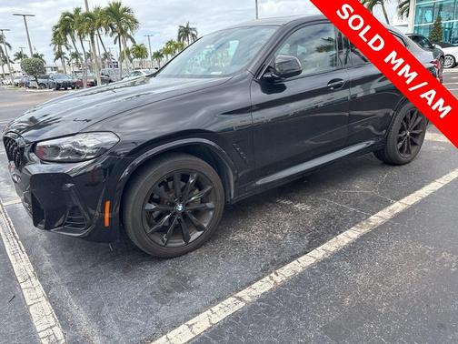 2023 BMW X4 xDrive30i