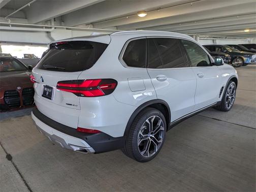 2026 BMW X5 sDrive40i