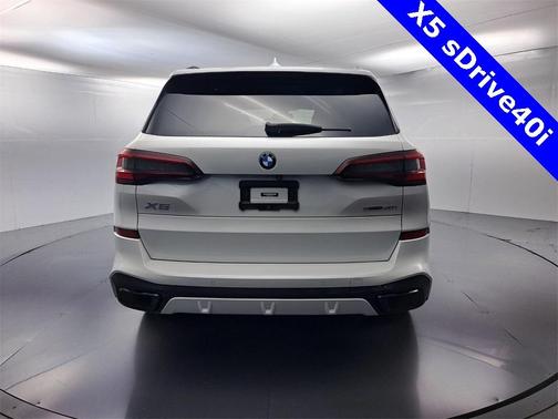 2022 BMW X5 sDrive40i