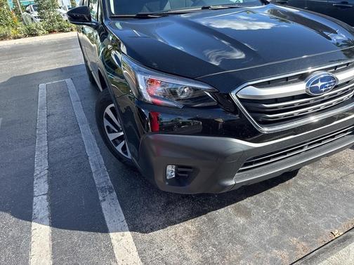 2022 Subaru Outback Premium