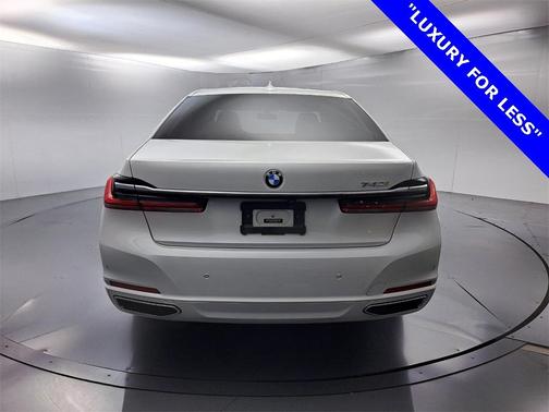 2020 BMW 740 i