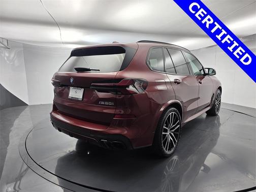 2024 BMW X5 M60i