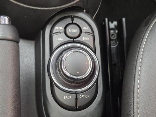 2023 MINI Hardtop Cooper