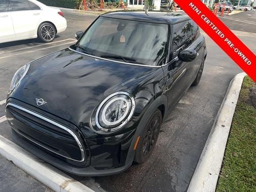 2023 MINI Hardtop Cooper
