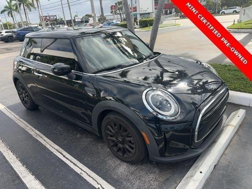 2023 MINI Hardtop Cooper