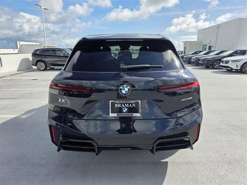 2026 BMW iX xDrive45