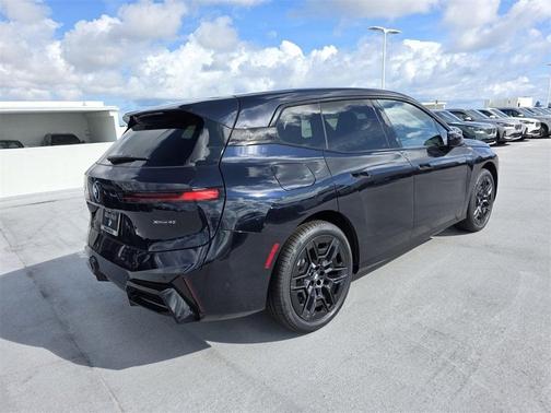 2026 BMW iX xDrive45