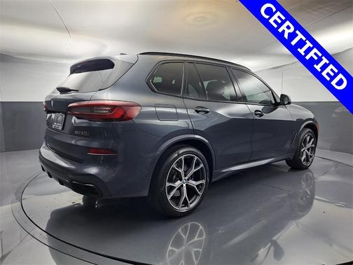 2022 BMW X5 M50i