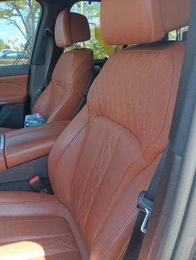 2022 BMW X5 M50i