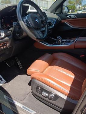 2022 BMW X5 M50i