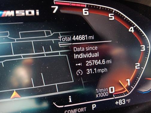 2022 BMW X5 M50i