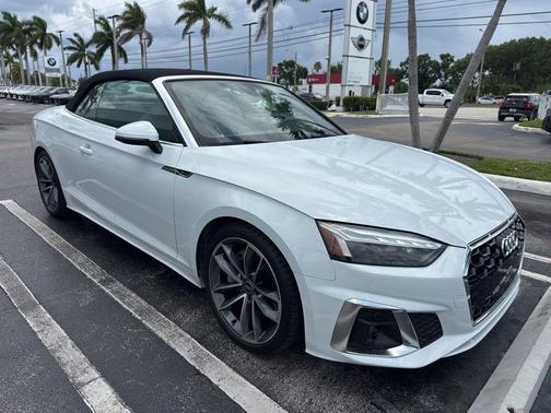 Glacier White Metallic w/ Black Roof 2023 Audi A5 45 S line Premium Plus