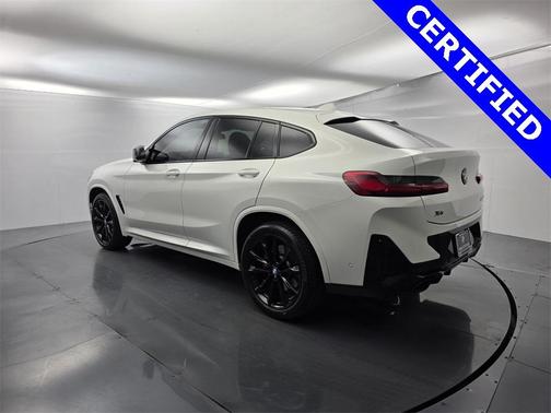 2023 BMW X4 M40i
