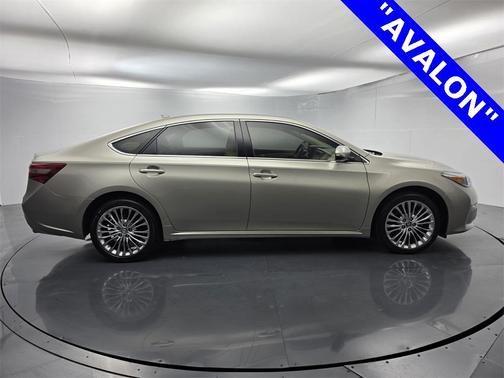 2017 Toyota Avalon 