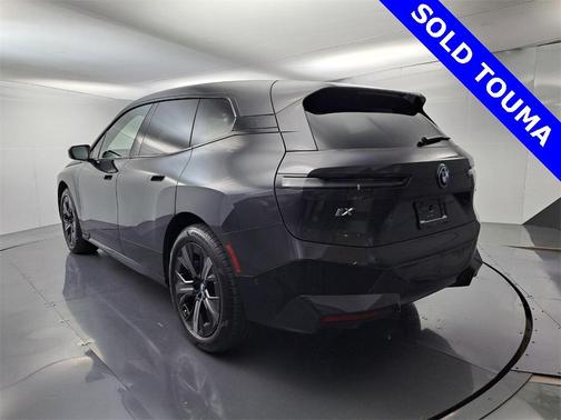 2025 BMW iX xDrive50