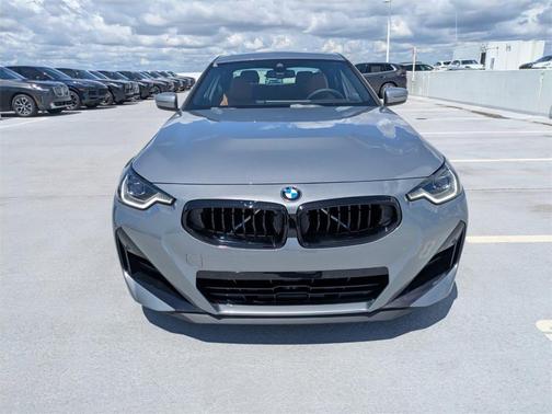 2025 BMW 230 i