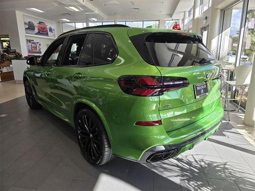 2026 BMW X5 M60i