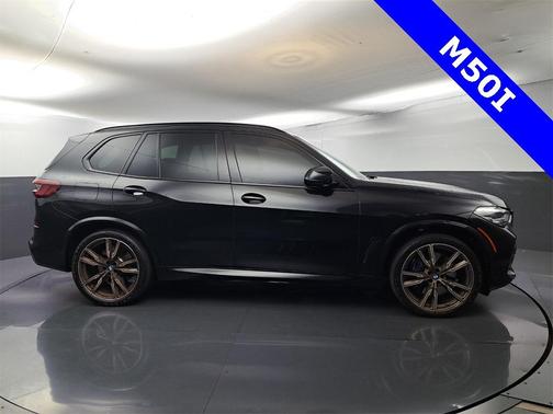 2021 BMW X5 M50i