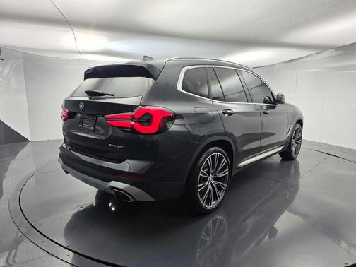 Dark Graphite Metallic 2024 BMW X3 sDrive30i