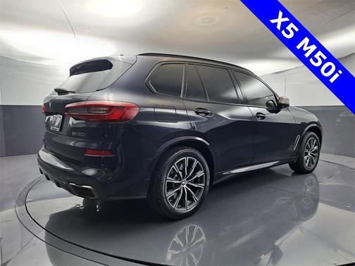 2020 BMW X5 M50i