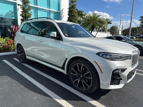 2022 BMW X7 xDrive40i