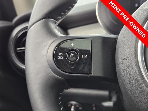 2024 MINI Hardtop Cooper