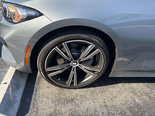 Skyscraper Gray Metallic 2024 BMW 330 i