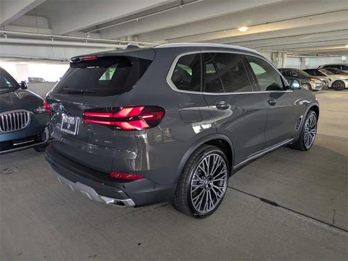 2026 BMW X5 sDrive40i