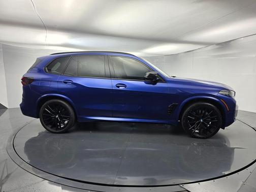 Bay Blue 2024 BMW X5 M60i