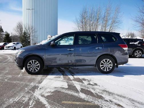2014 Nissan Pathfinder S