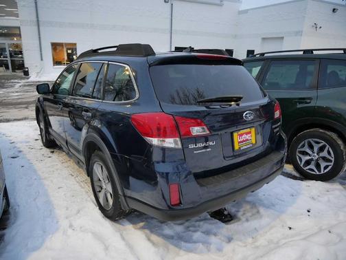2014 Subaru Outback 3.6R Limited
