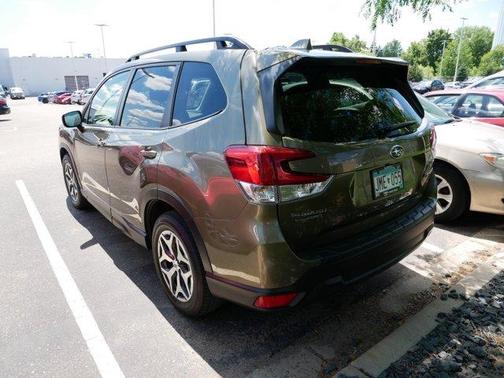 2022 Subaru Forester Premium