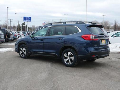 2023 Subaru Ascent Premium 8-Passenger