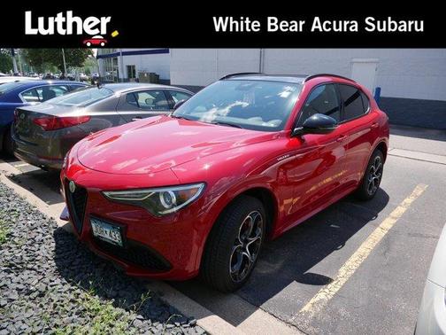 2022 Alfa Romeo Stelvio Veloce