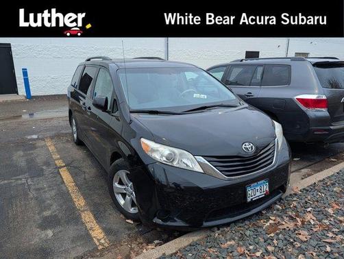 2013 Toyota Sienna LE