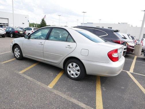 2004 Toyota Camry LE