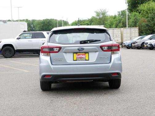 2022 Subaru Impreza Base