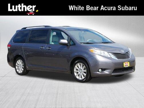 2011 Toyota Sienna XLE