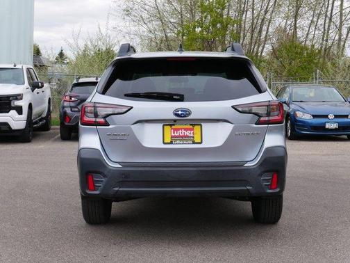 Ice Silver Metallic 2020 Subaru Outback Premium