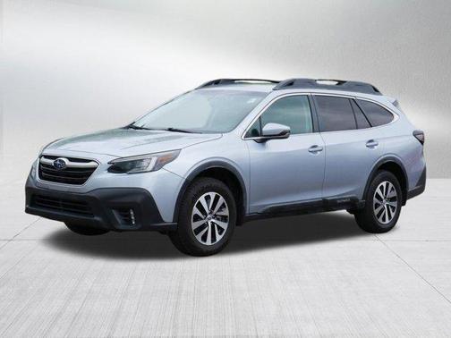Ice Silver Metallic 2020 Subaru Outback Premium