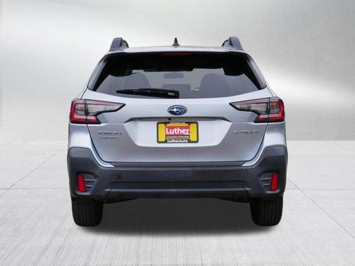 Ice Silver Metallic 2020 Subaru Outback Premium