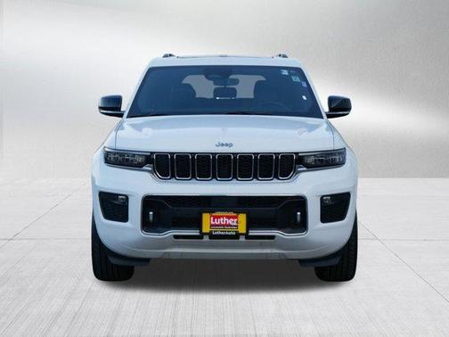 2022 Jeep Grand Cherokee Overland