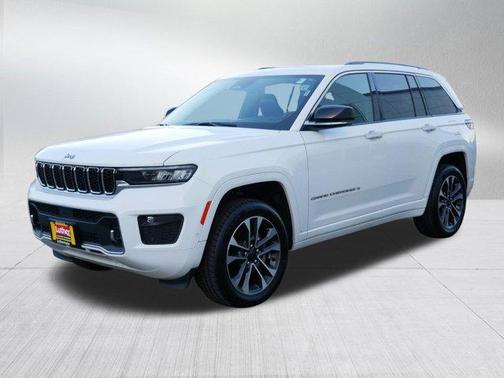 2022 Jeep Grand Cherokee Overland