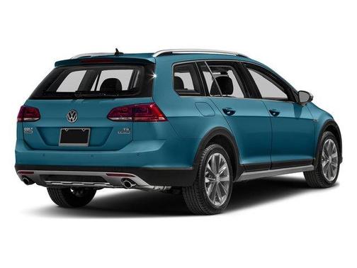 Silk Blue Metallic 2017 Volkswagen Golf Alltrack TSI SE