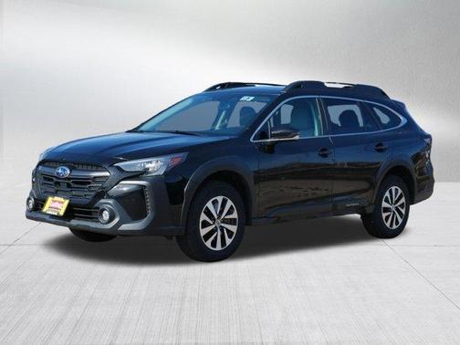 Crystal Black Silica 2023 Subaru Outback Premium