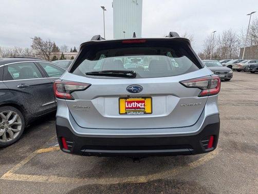 2021 Subaru Outback Base (CVT)