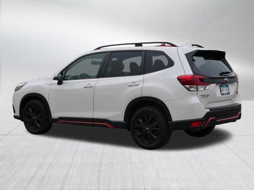 Crystal White Pearl 2023 Subaru Forester Sport