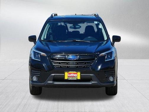 Crystal Black Silica 2022 Subaru Forester Premium